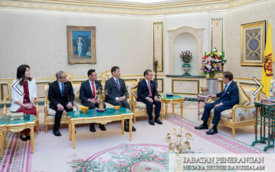 9.10.25 Berkenan menerima mengadap Speaker of the Parliament of Singapore