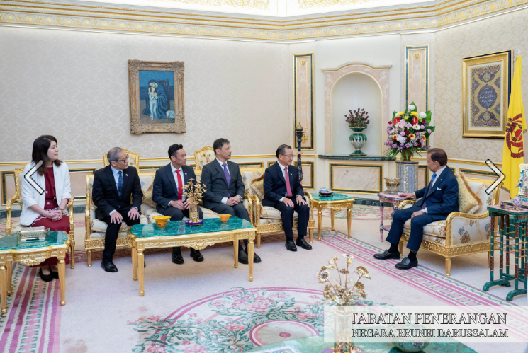 Berkenan menerima mengadap Speaker of the Parliament of Singapore